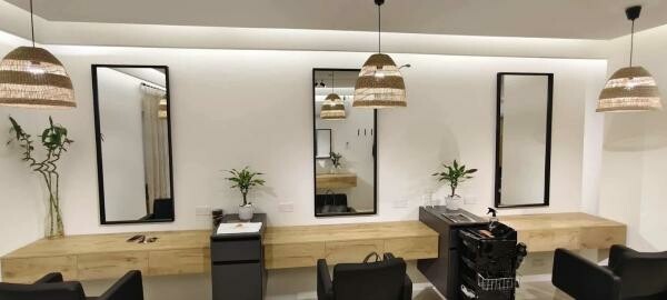 Fast growth and profitable salon - 5