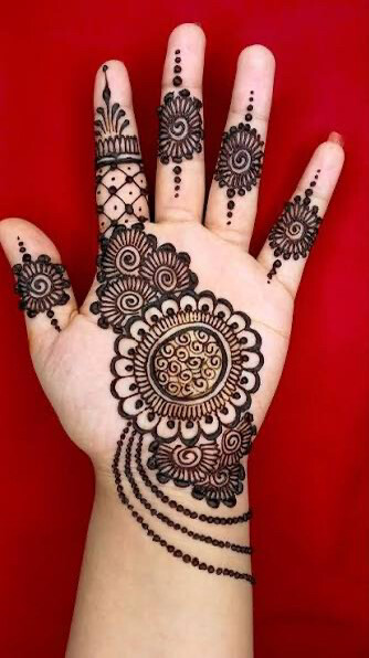 Henna Artist - 4