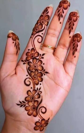 Henna Artist - 1
