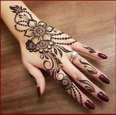 Henna Artist - 2