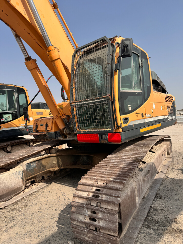 hyundai 300 excavator - 2