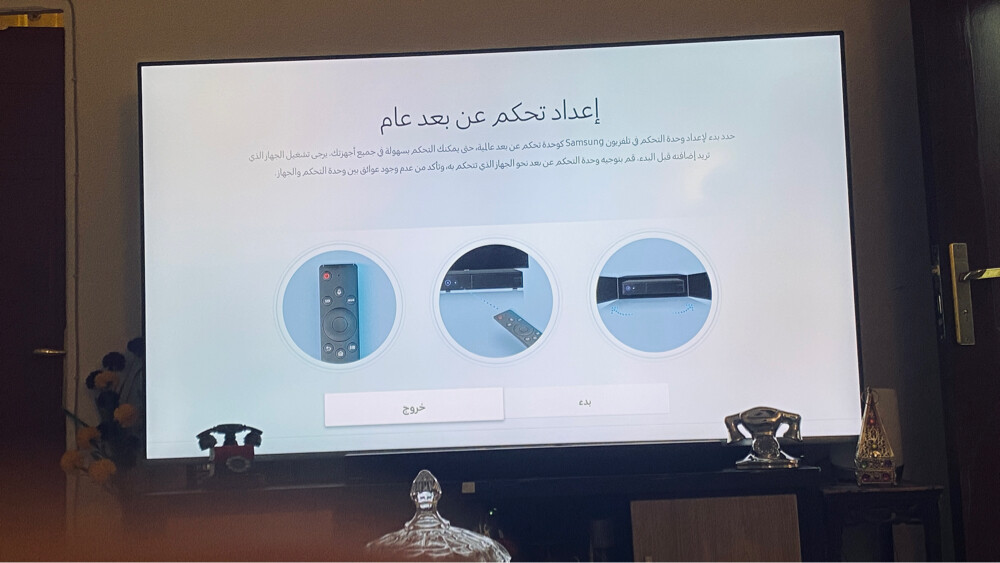 شاشة سامسونج سمارت 82 انش فور كي  - 2