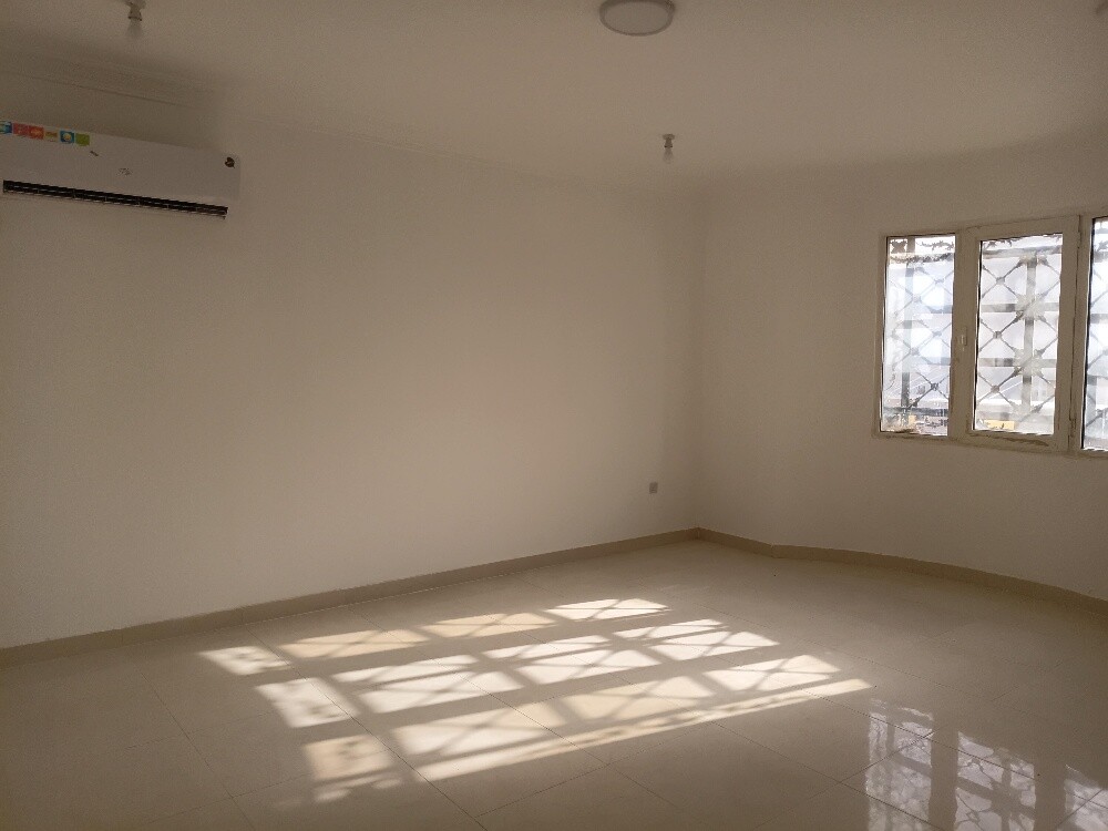 F RENT VILLA HAZM AL MARKHYIAH - 12