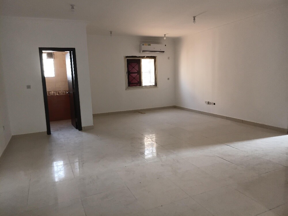 F RENT VILLA HAZM AL MARKHYIAH - 14