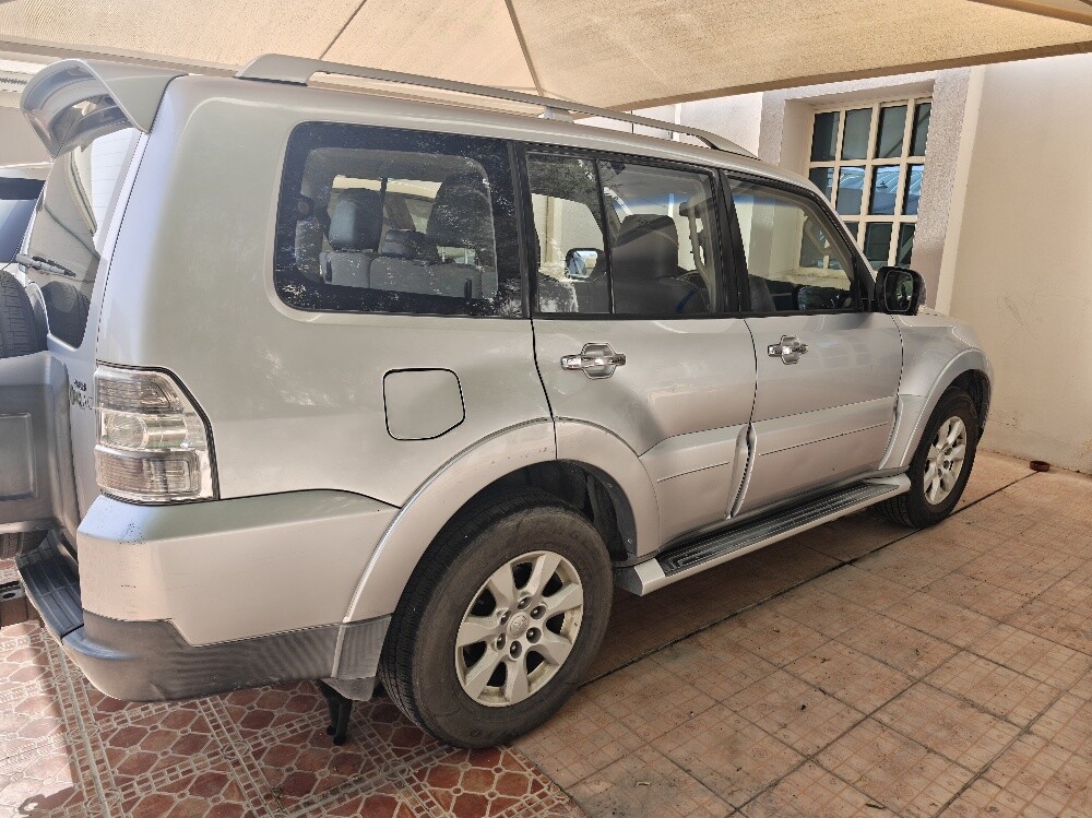 باجيرو 2009 بحالة جيدة جدا - 4