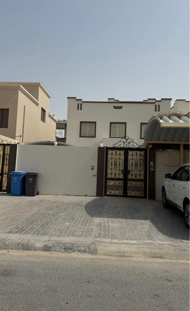 للبيع فيلا في البندري الخيسه542م - 15