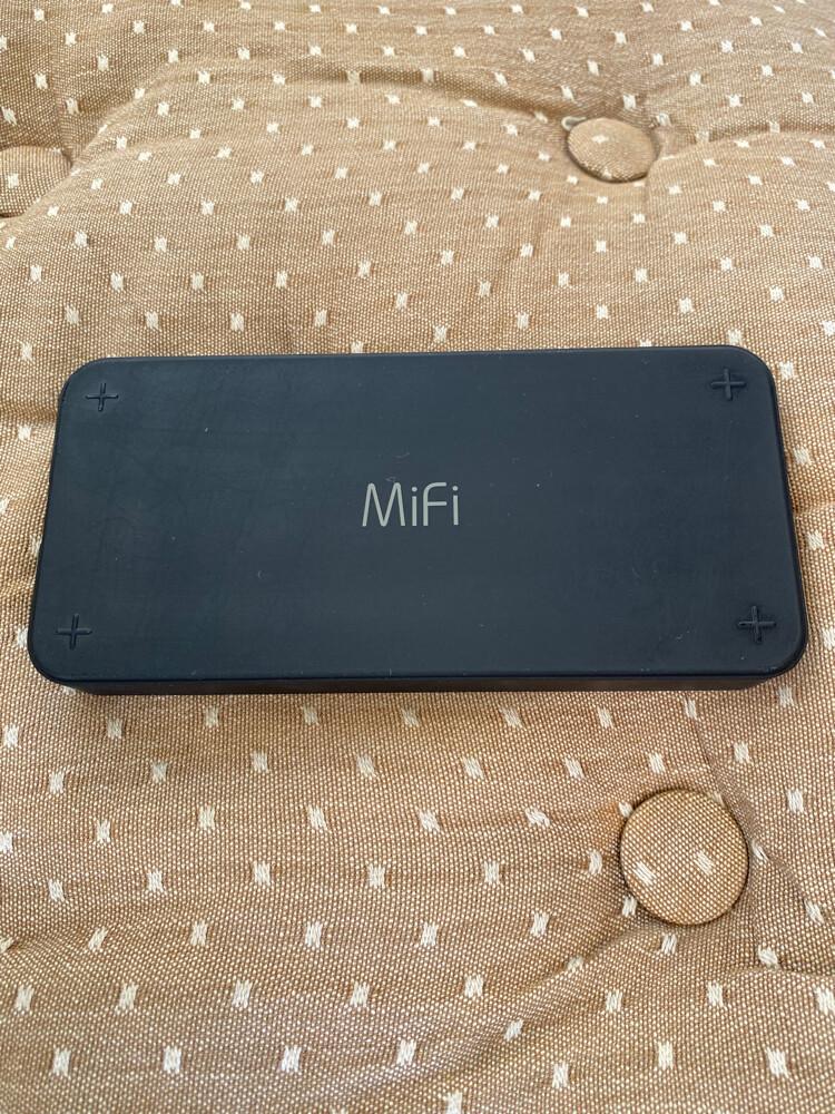 Inseego MiFi M2000 5G - 3