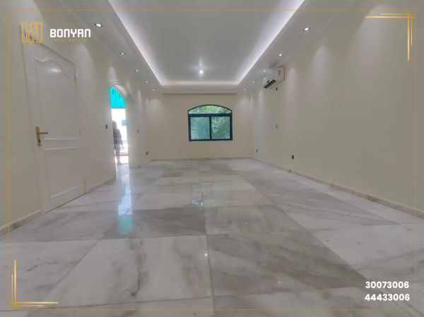 Spacious Villa in  Al Hilal - 7