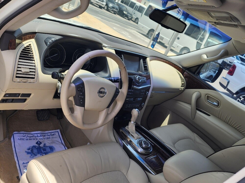 Nissan Titanum V8 - 7