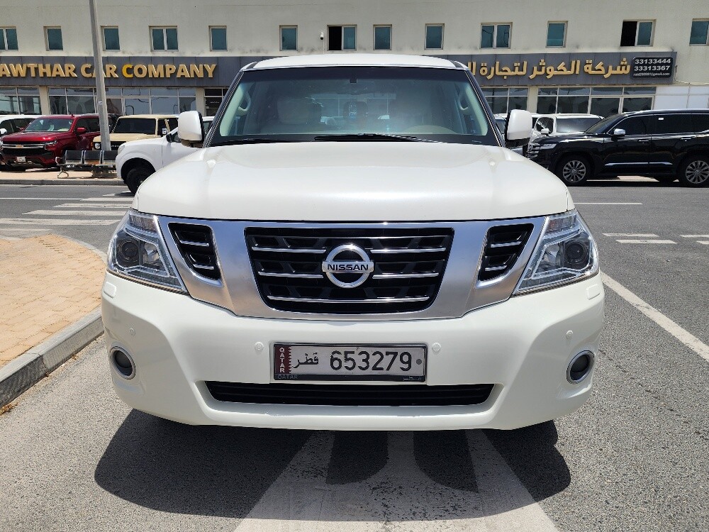 Nissan Titanum V8 - 1