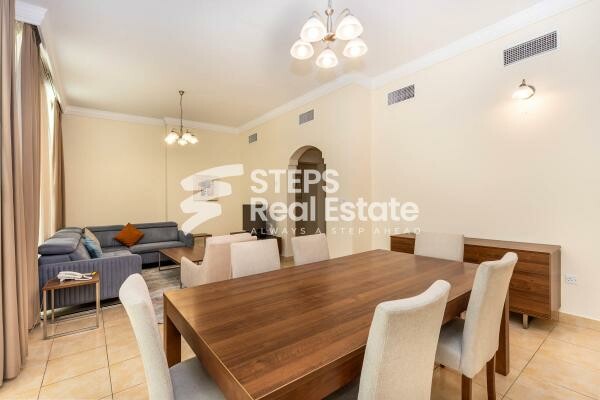 Apartment in West Bay | 10 units - 7