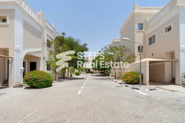 Villa for Rent for Bachelors - 12