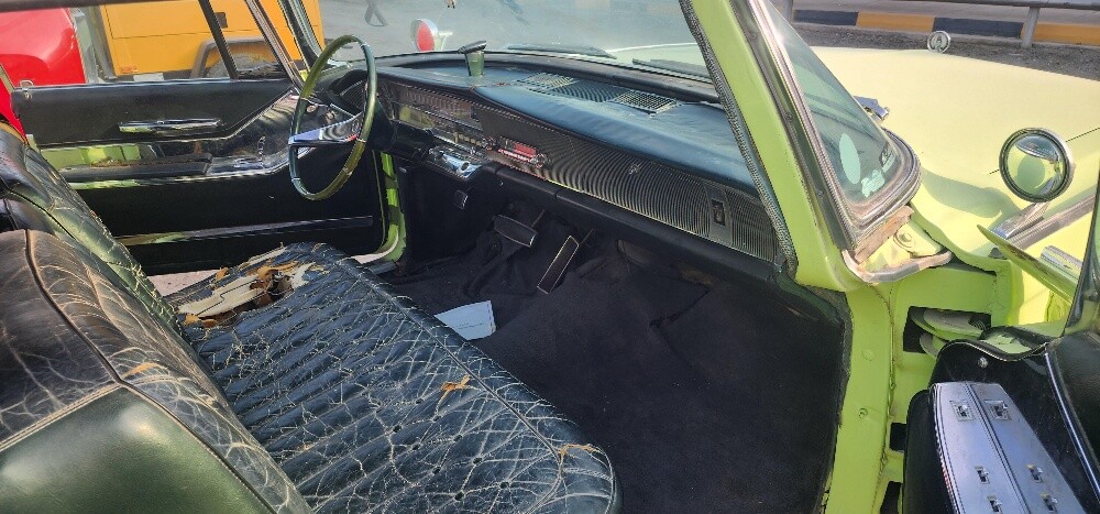 1964 Chrysler imperial - 9