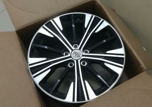 18 " ALLOY WHEEL - PCD: 5x114.3 - 2