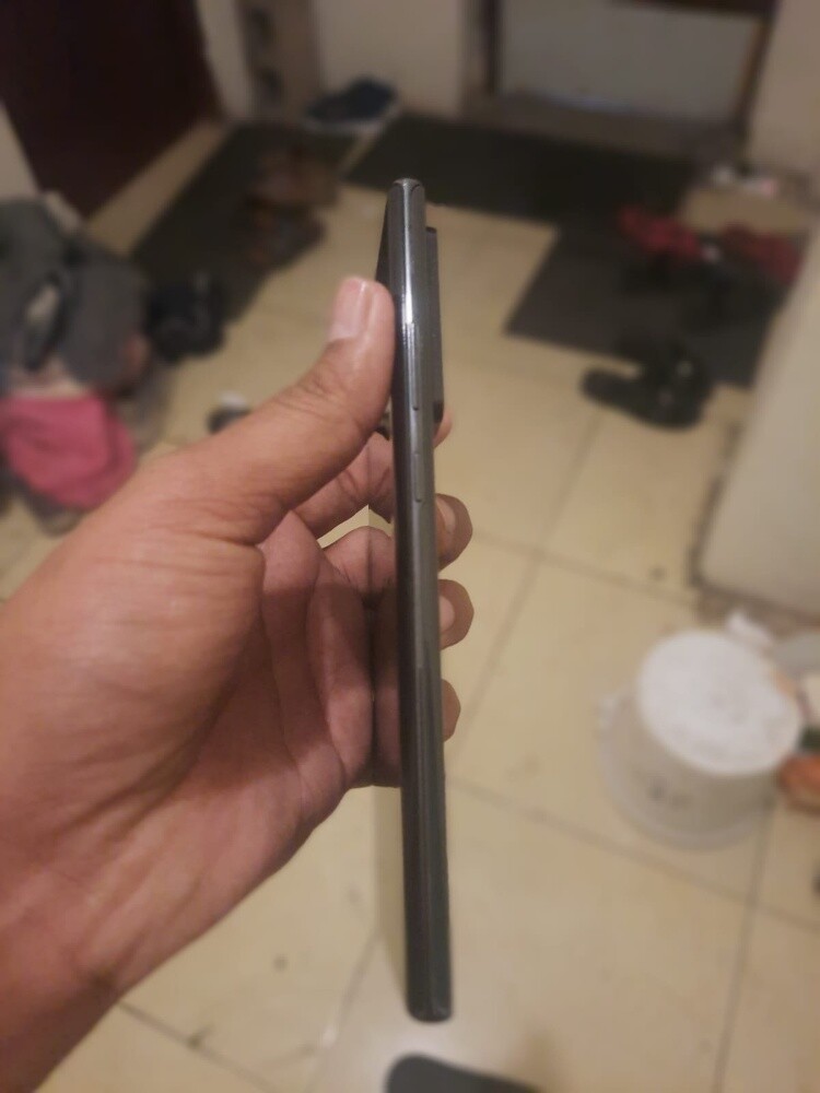 Samsung Galaxy S20 - 2