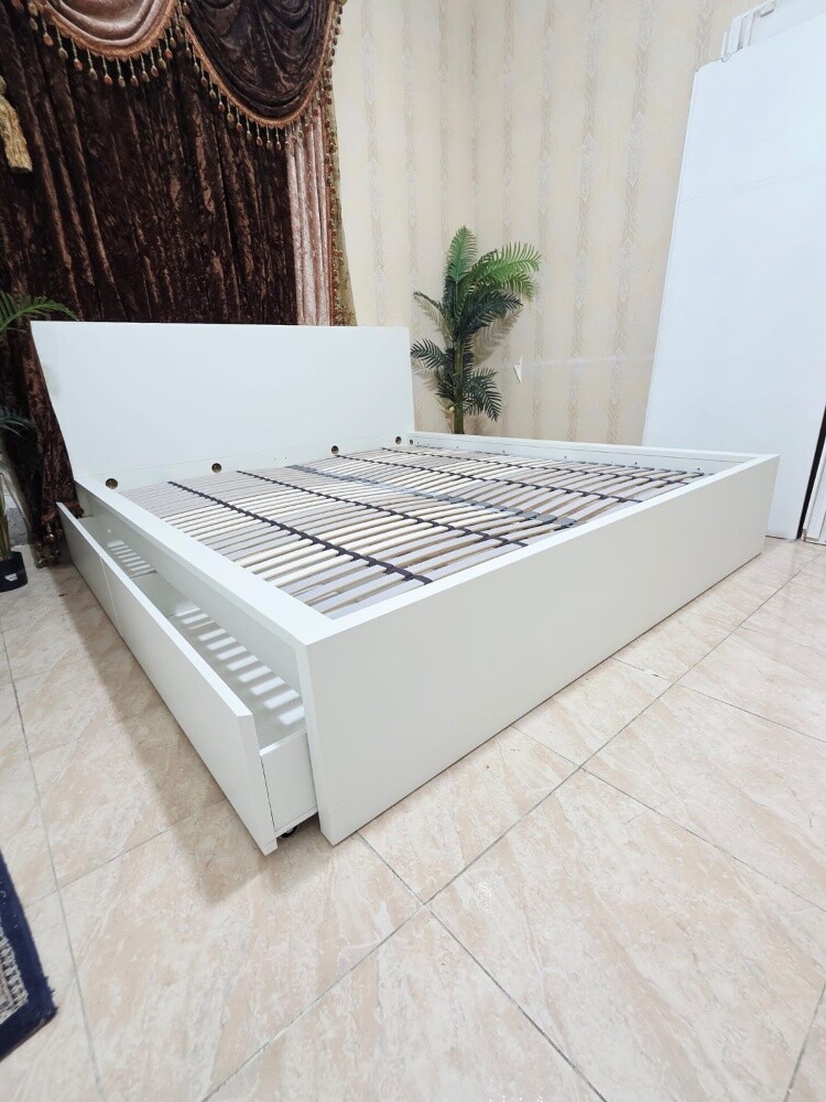 Kig size..Bed - 3