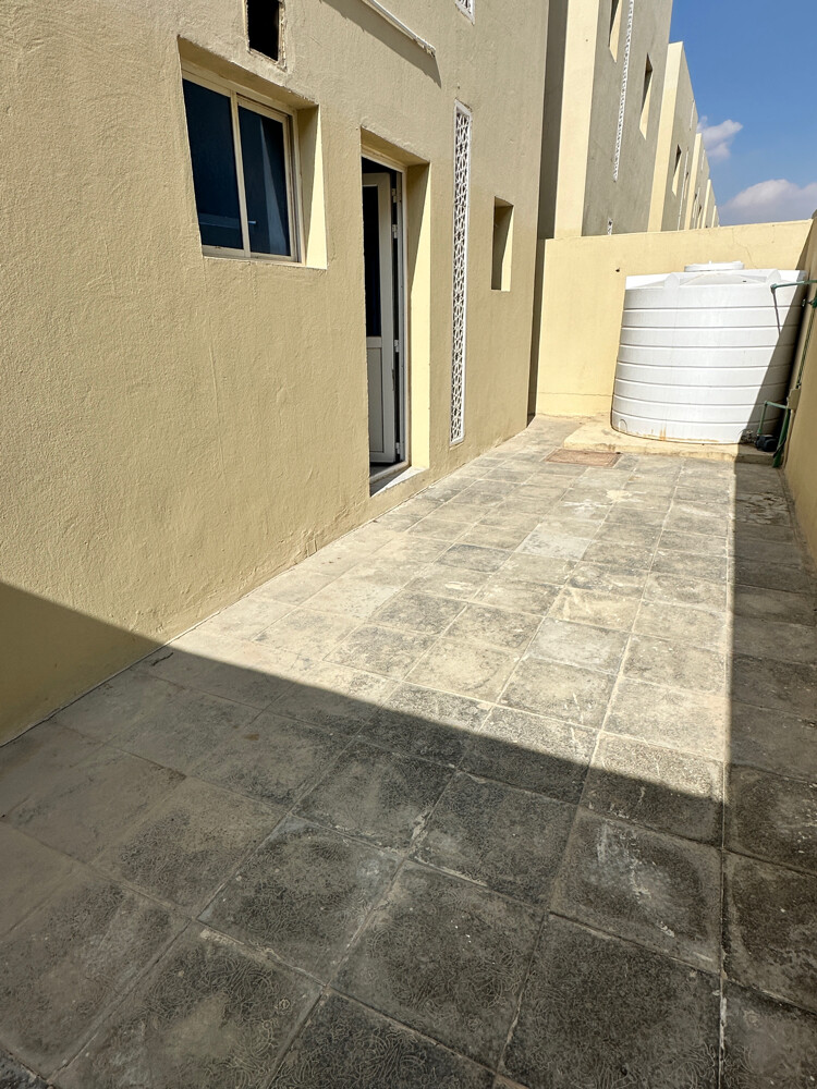 r Half Villa in Umm Al Amad - 8