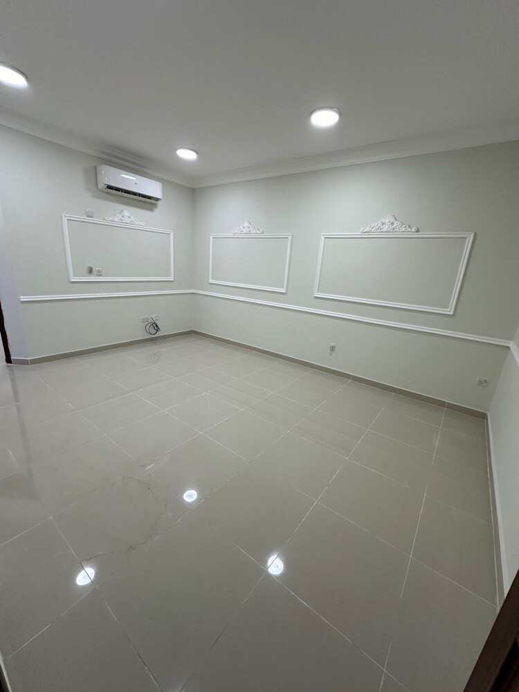 r Half Villa in Umm Al Amad - 7