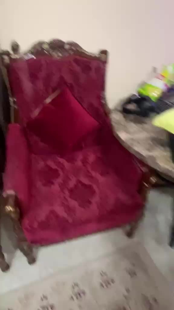 كرسي بحال ممتازع قابل لتفاوض  - 1