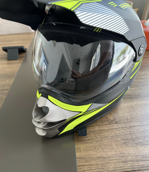 Helmet for riding vehicles | New - 2