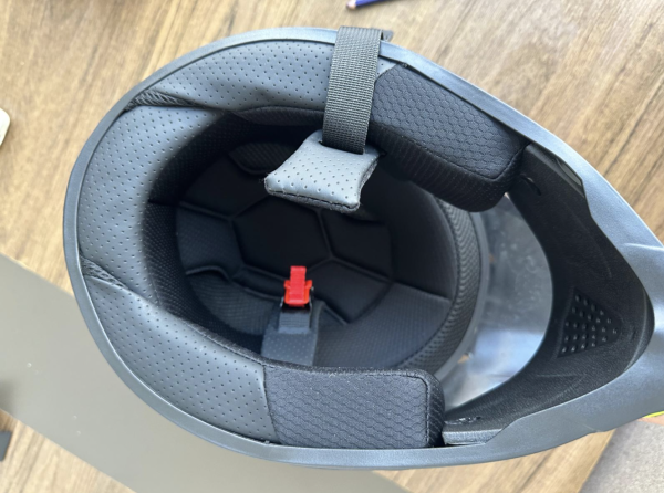 Helmet for riding vehicles | New - 9