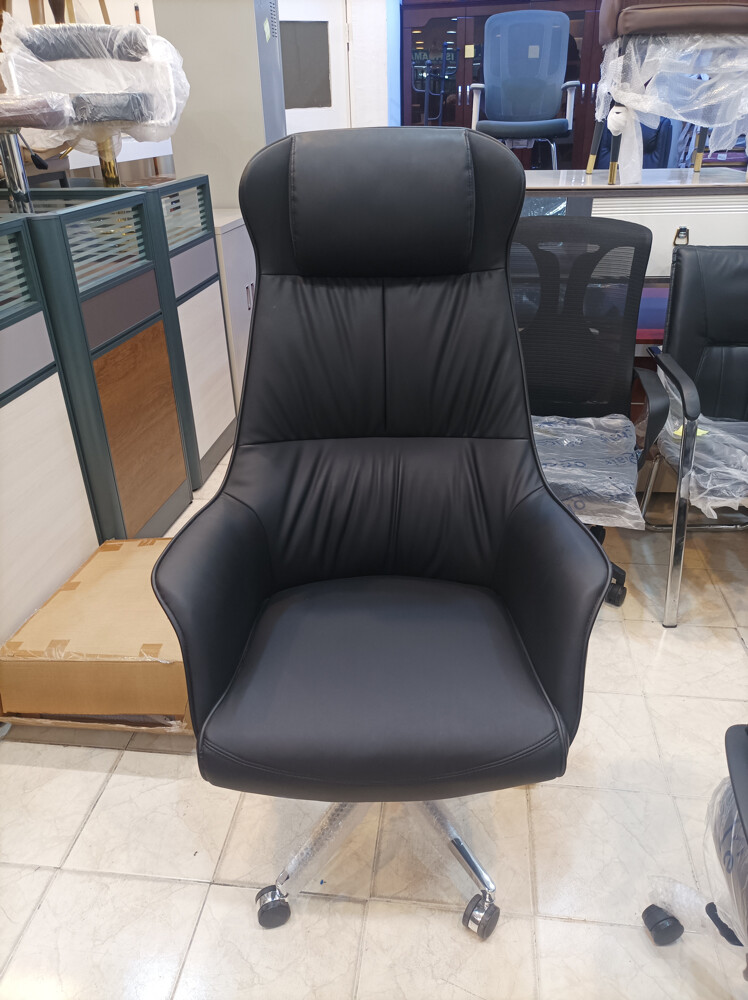 Office Chairs good (new) - 15