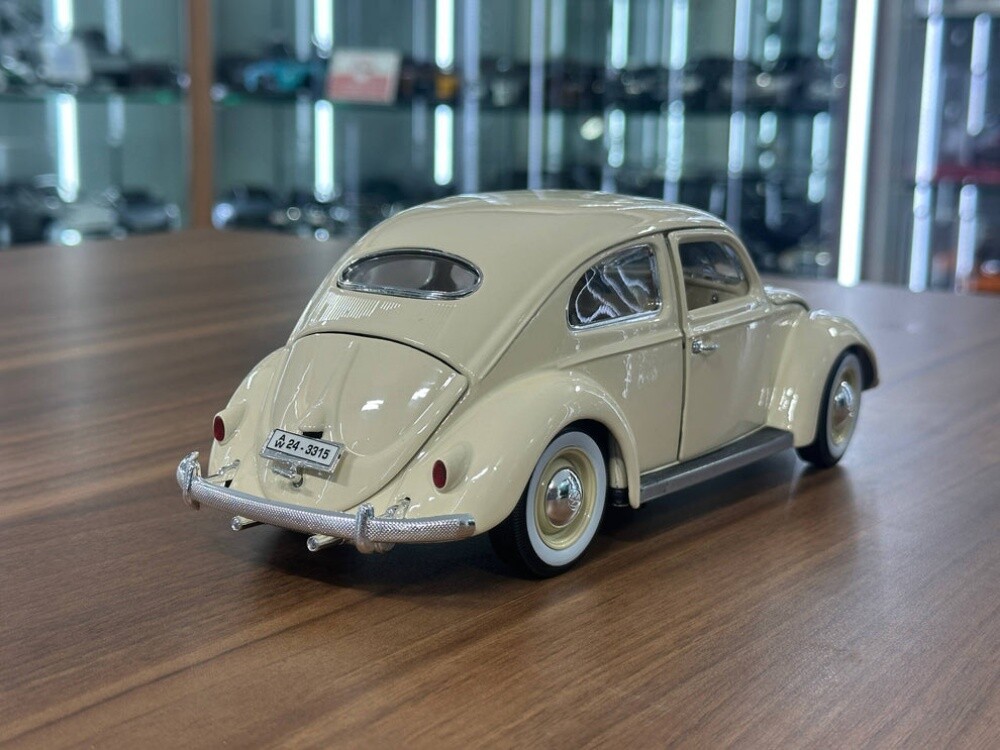 1:18 Beetle Vintage Model - 2
