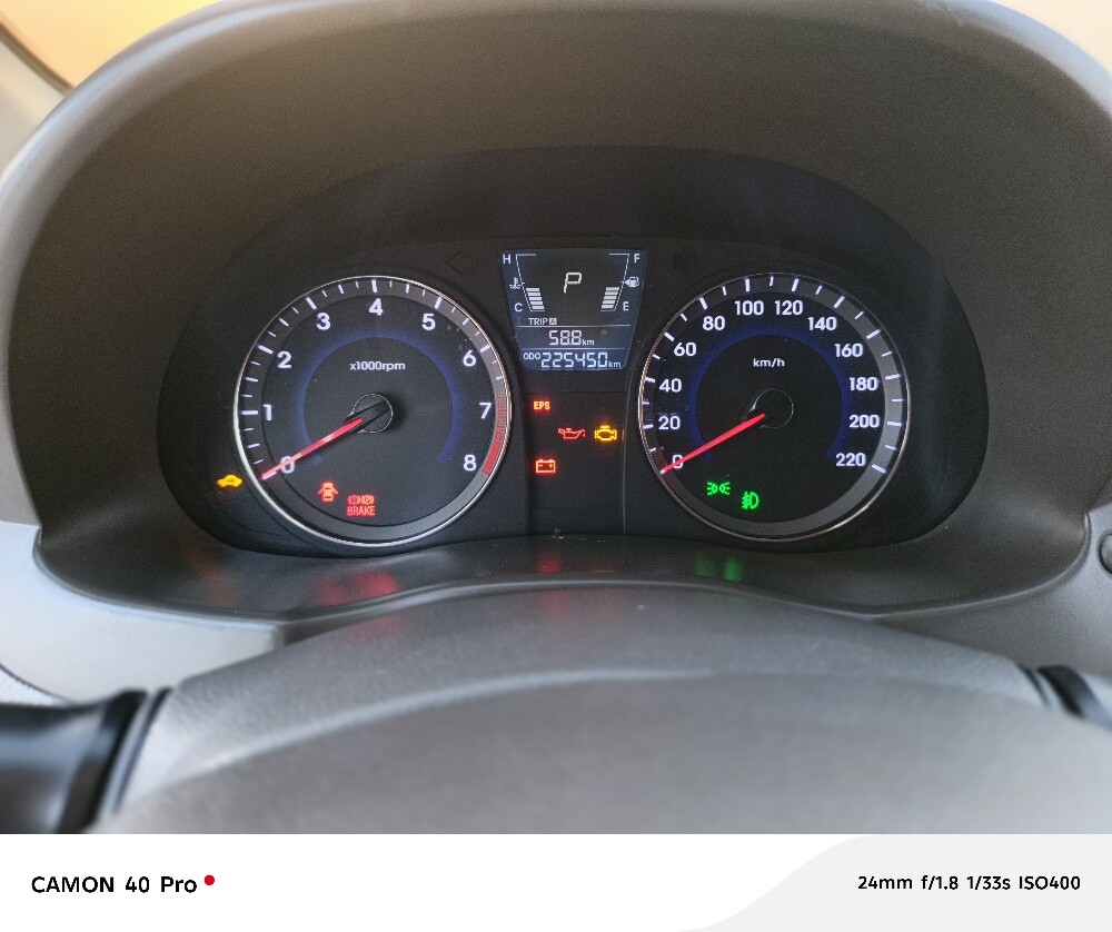 Hyundai accent - 11