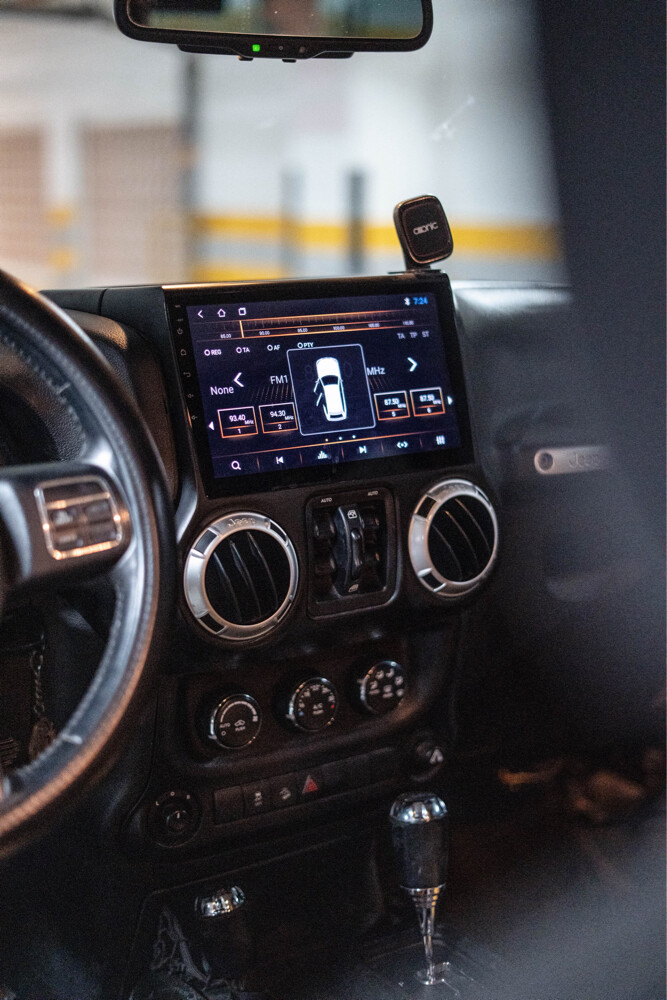 Jeep Wrangler Sahara 2013 - 12