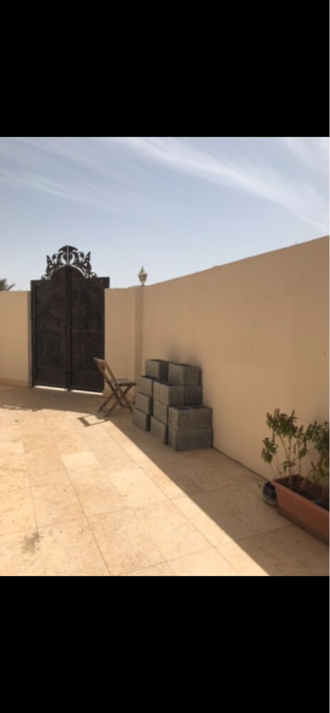 باب المنيوم صب مستعمل للبيع  - 2