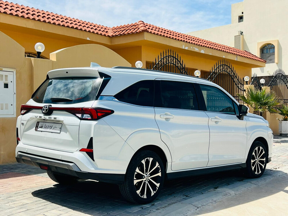 TOYOTA VELOZ 2024  - 5