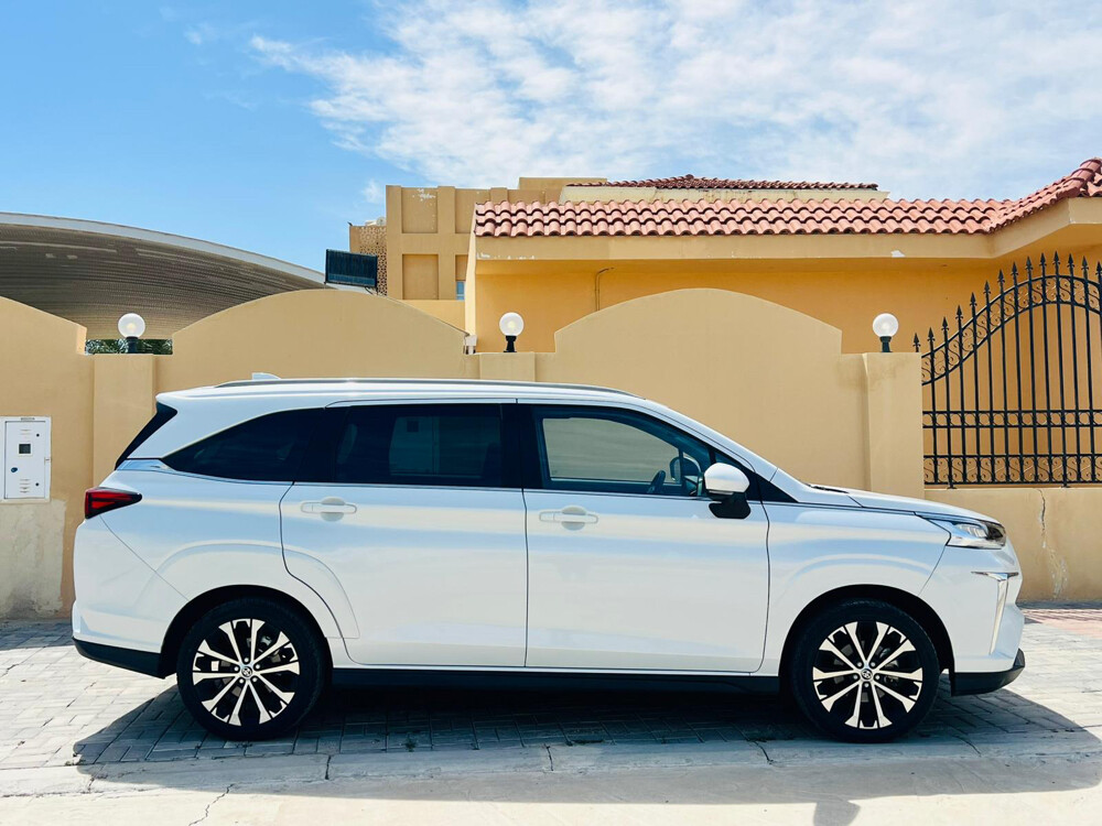 TOYOTA VELOZ 2024  - 3