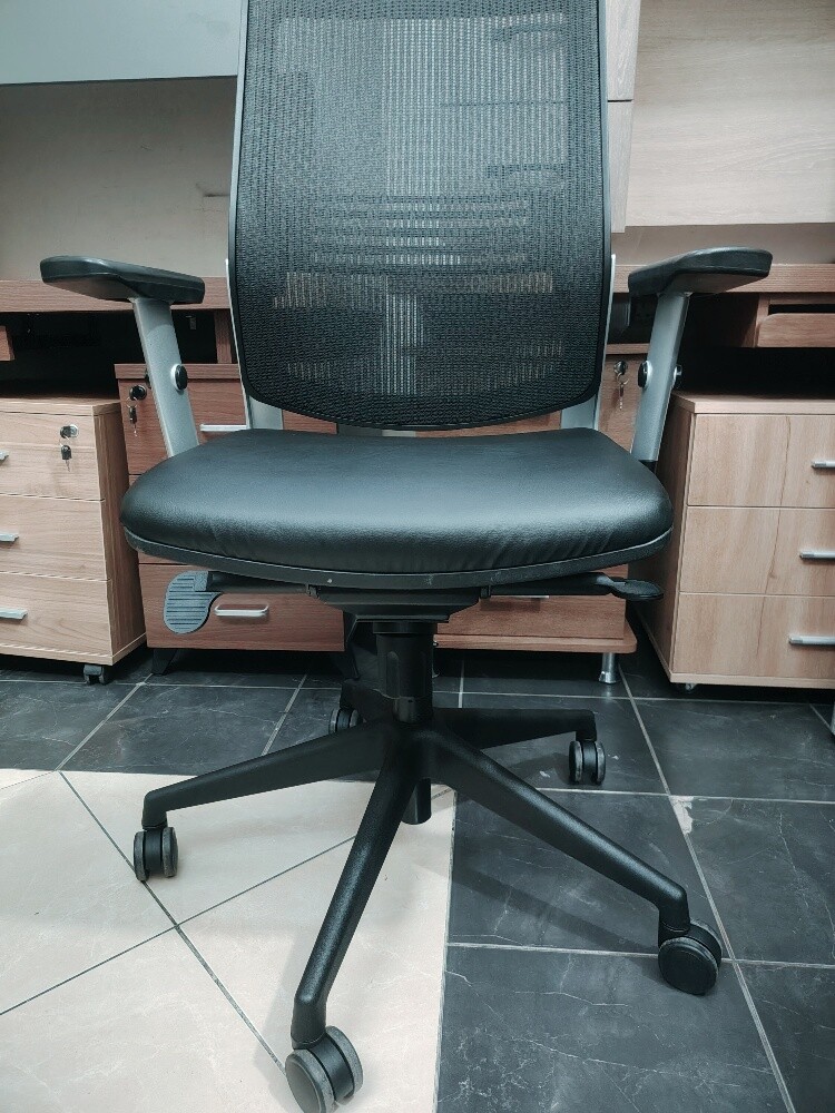 Office furniture - 2
