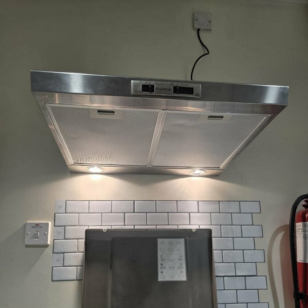 kitchen hood Aristone brand 60x60 - 3