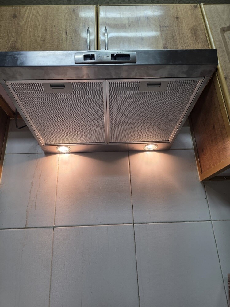 kitchen hood Aristone brand 60x60 - 2