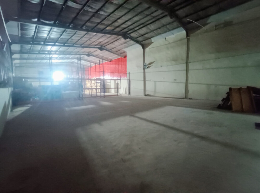 Store For Rent in Industrial - 2