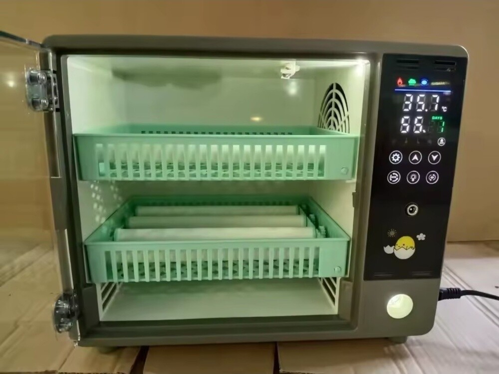 incubator high quality 24 eggs - 2