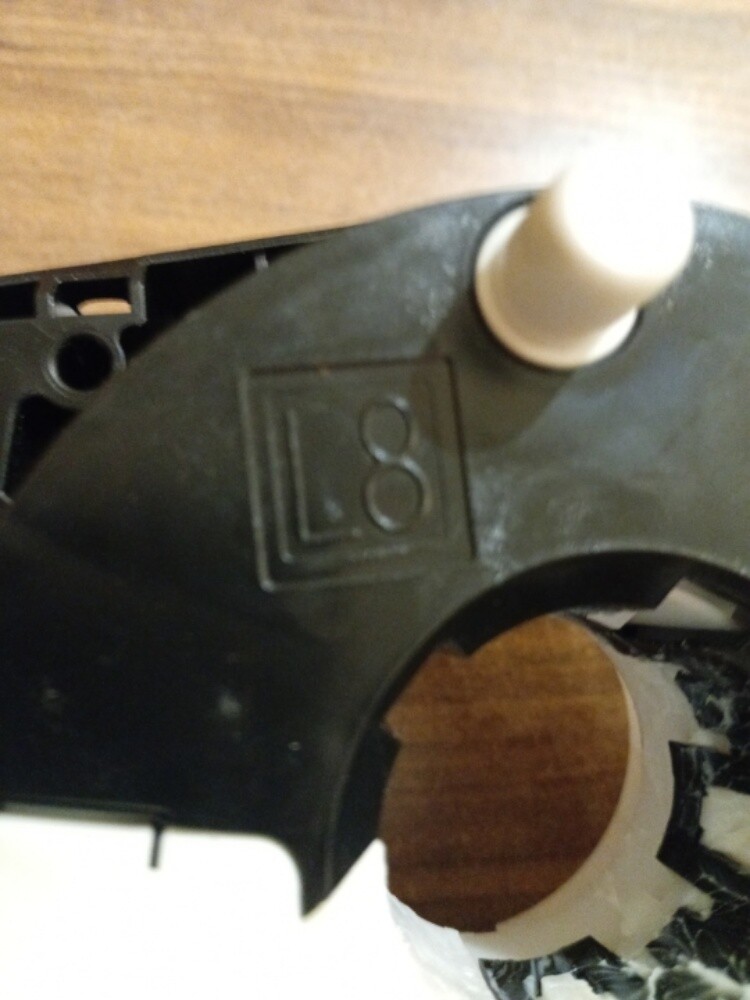 clock spring L8 - 3