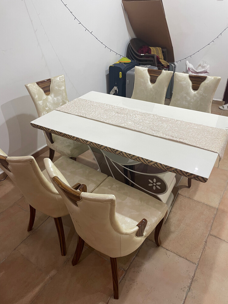 modern-6seater dining set - 3