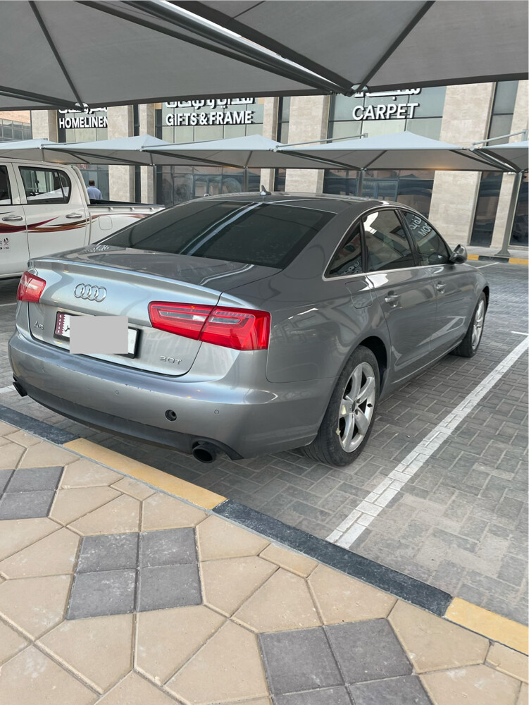 Audi. A6 - 4