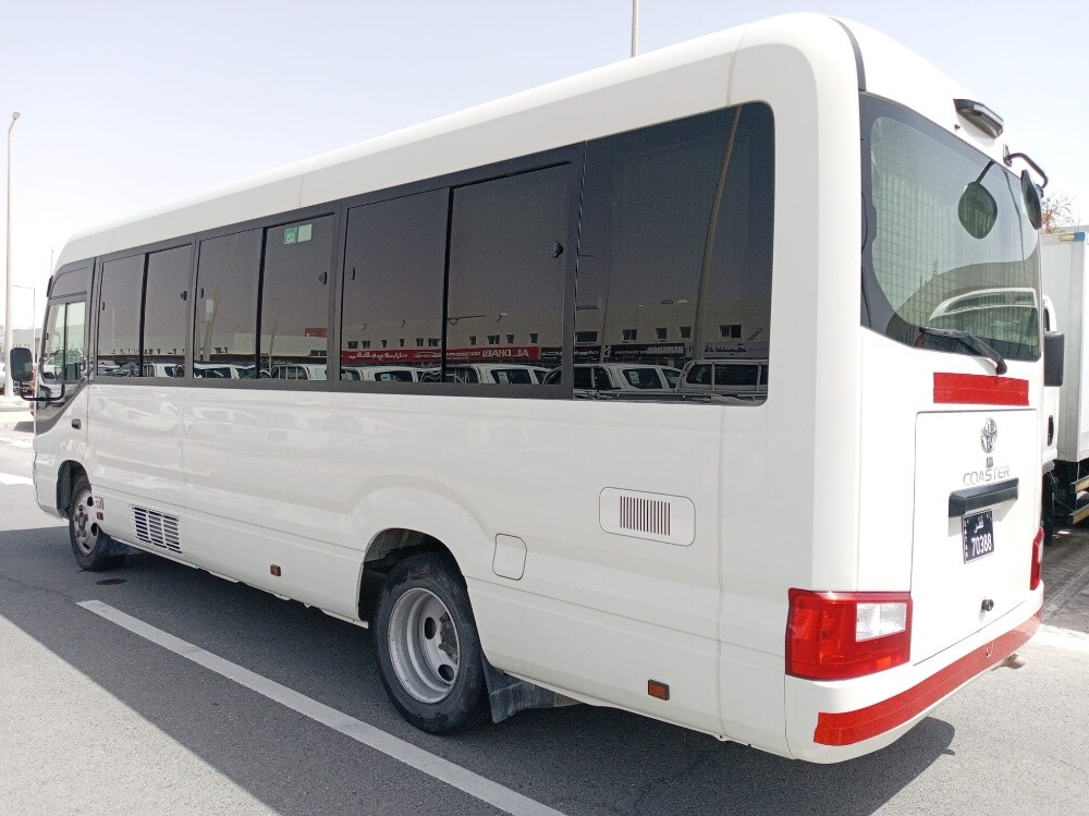 Toyota Coaster - 4