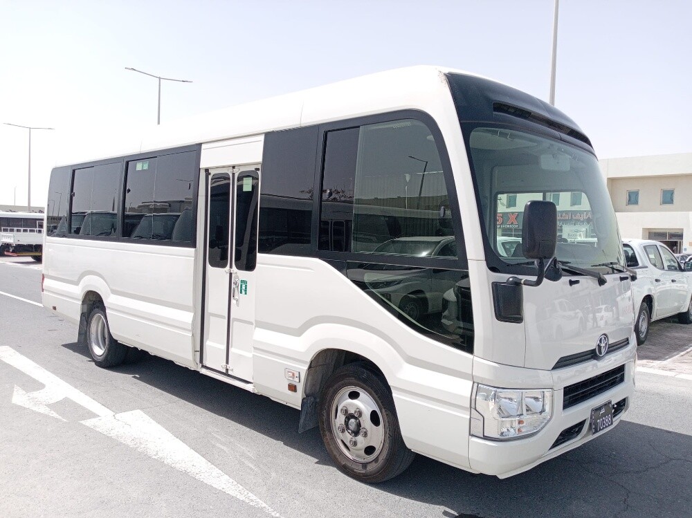 Toyota Coaster - 3