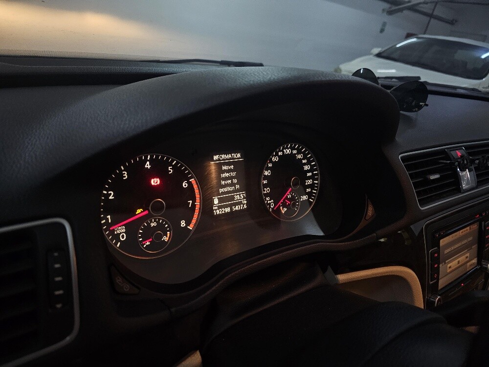 2015 Volkswagen Passat 2.5L – Clean - 5