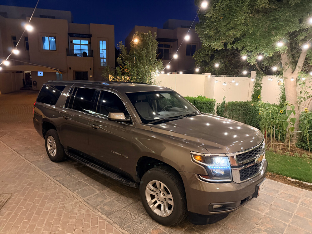 LOW MILE Chevrolet Suburban LS - 1