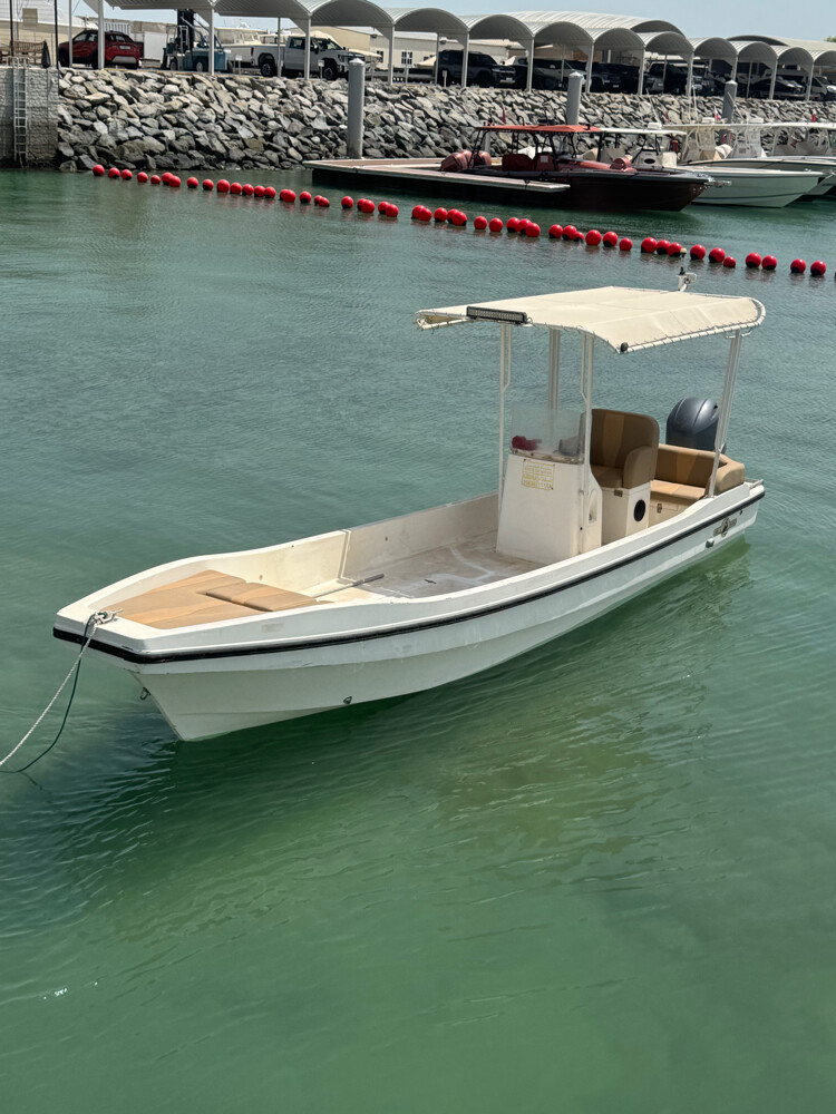 orca 24Ft Yamaha 115  - 1