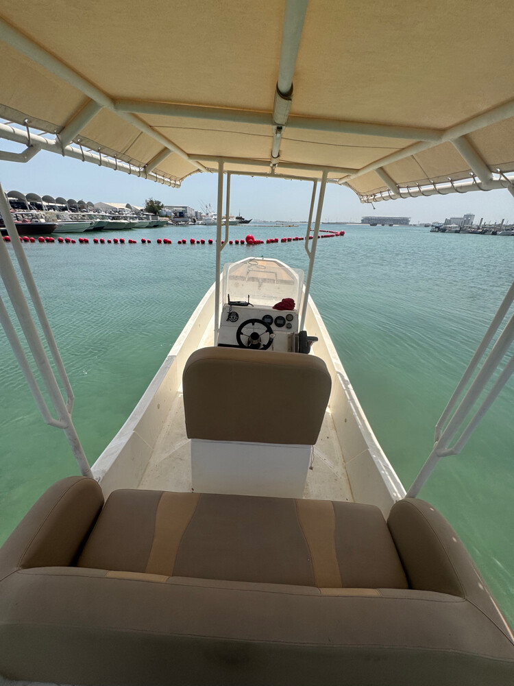 orca 24Ft Yamaha 115  - 3