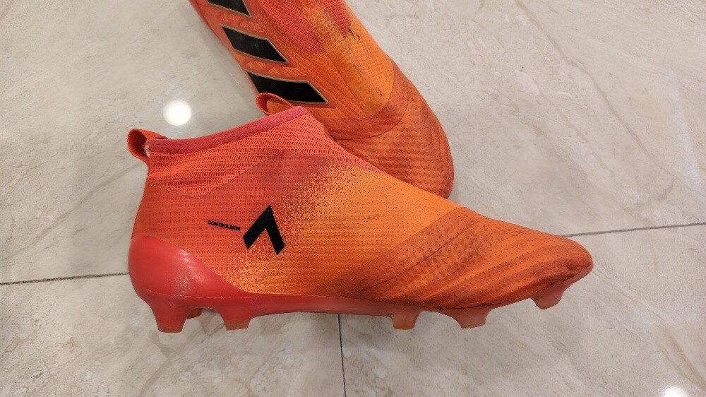 Soccer Shoes - 4
