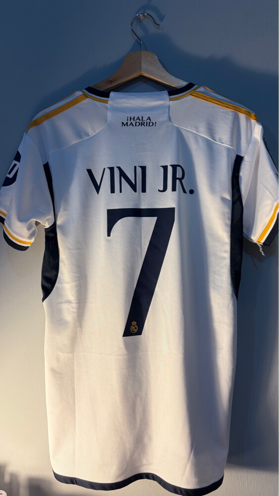 Real Madrid 2023/24 Vinicius jersey - 2