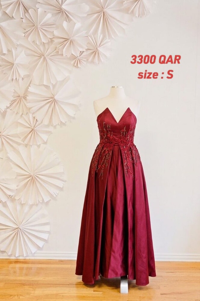 Elegant Red Evening Dress - 2
