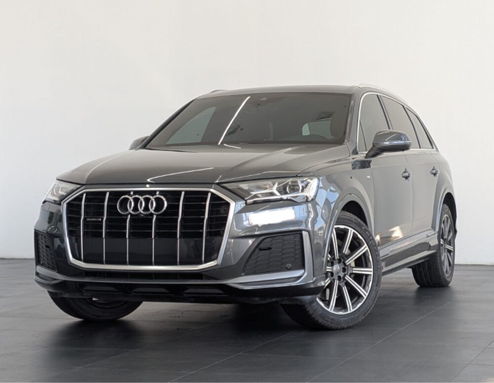 2021 Audi Q7 45 TFSI-Original paint - 1